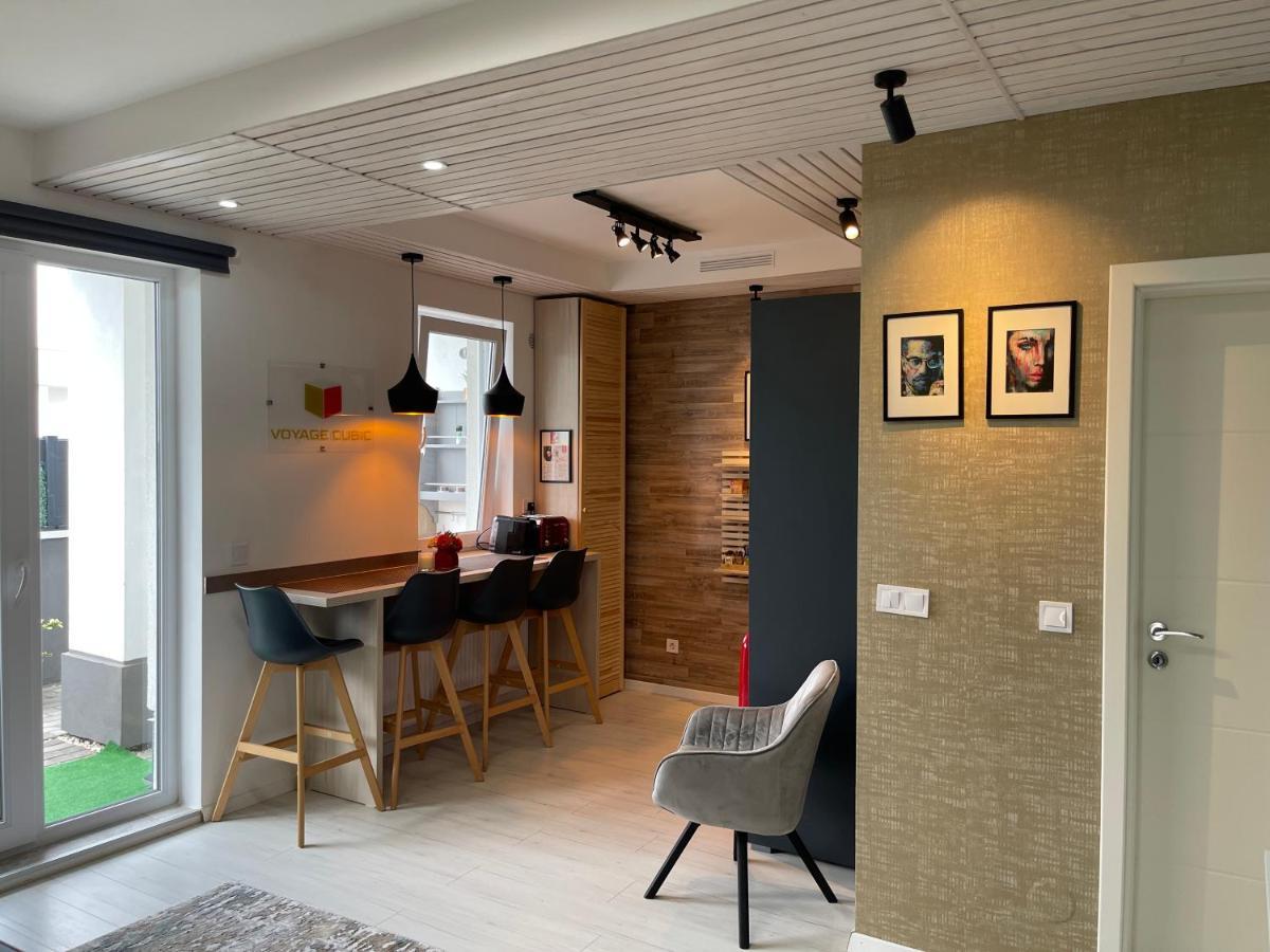 Apartamento Voyage Cubic Adults Only Sibiu Exterior foto
