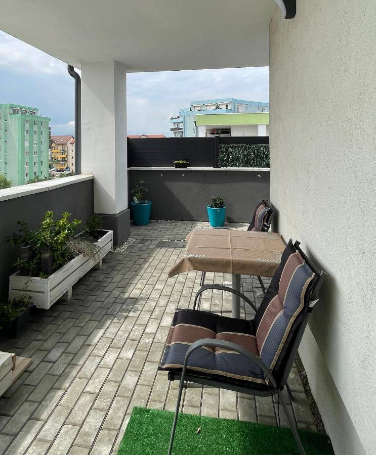 Apartamento Voyage Cubic Adults Only Sibiu Exterior foto