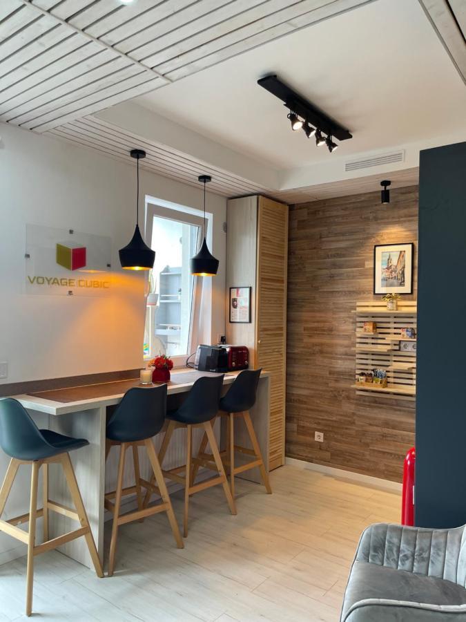 Apartamento Voyage Cubic Adults Only Sibiu Exterior foto